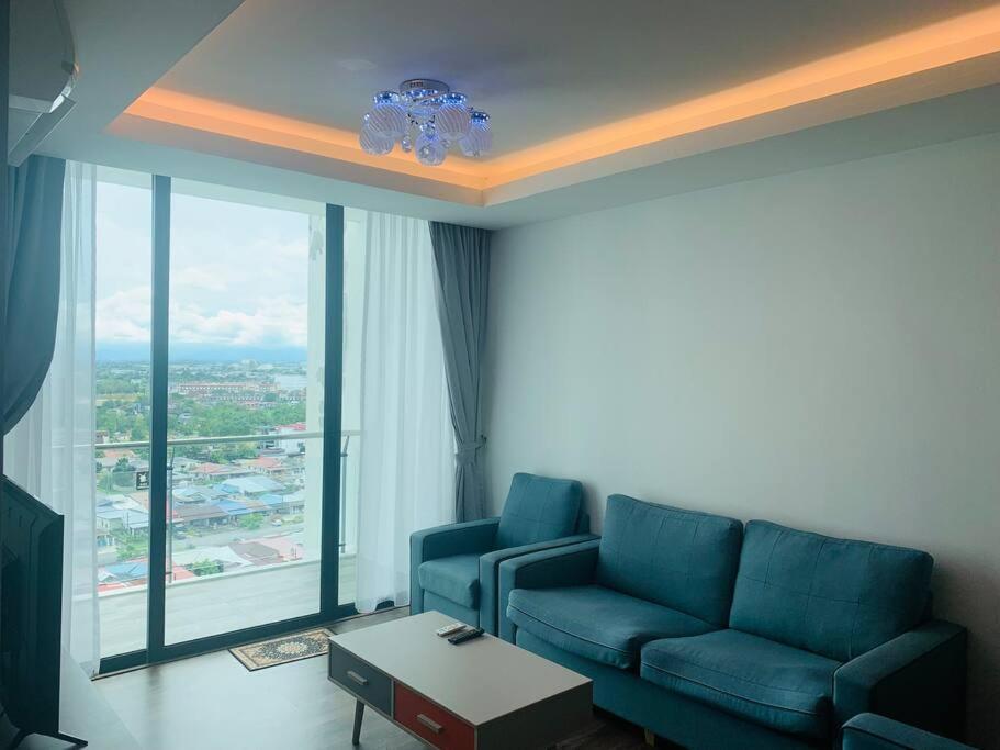 Rohani Jazz Suites 4 @ Vivacity Megamall Kuching Ngoại thất bức ảnh