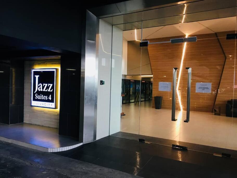 Rohani Jazz Suites 4 @ Vivacity Megamall Kuching Ngoại thất bức ảnh